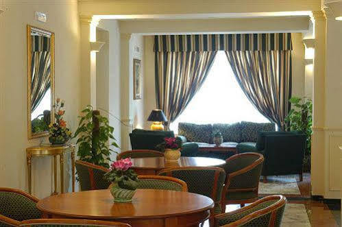 Hotel Azzolini Villagrazia Di Carini Restaurante foto